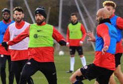 Antalyaspor, 2 kez ertelenen Beşiktaş maçına 18 eksikle çıkacak