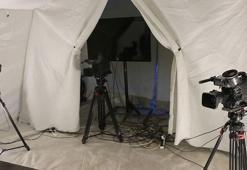 Adıyaman'da yerel televizyon kanalı yayınlarını çadırda sürdürüyor