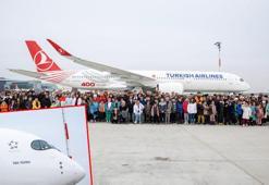Depremzede çocuklar THY’nin 400’üncü uçağı ‘Tek Yürek’te buluştu