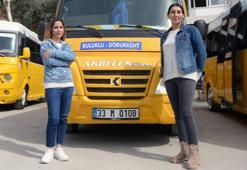 Kadın şoförler, Dünya Kadınlar Günü'nde direksiyon salladı