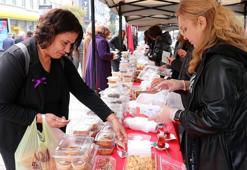 Edirneli kadınlardan depremzedeler için kermes
