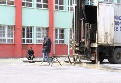 Tahliye edilen Yakuplu İlkokulu'nda zemin etüt çalışmalarına başlandı