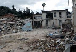 110 yıllık Antakya Lisesi, depreme dayanamadı