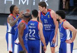 Anadolu Efes Play-Off hedefi için Partizan karşısında