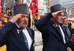 Çanakkale'ye yürüyen '57'nci Alay' korteji, Keşan'da