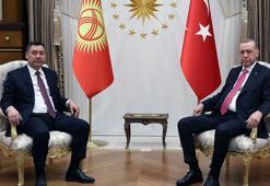 Cumhurbaşkanı Erdoğan, Kırgızistan Cumhurbaşkanı Caparov ile bir araya geldi