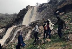 Kuvvetli yağışların ardından GAP Şelalesi, 3 yıl sonra yeniden akmaya başladı