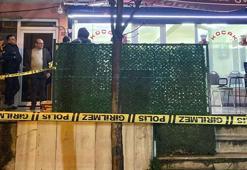 Küçükçekmece'de müşteri, tartıştığı kıraathane sahibini başından silahla vurarak, ağır yaraladı