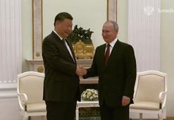 Çin Devlet Başkanı Cinping, mevkidaşı Putin ile bir araya geldi