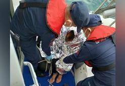 Yüzerek Yunan adasına geçmeye çalışan kaçak göçmen kurtarıldı