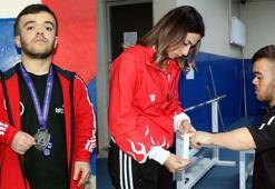 Akondroplazi hastası Çağdaş, 8 ay önce başladığı halterde Türkiye şampiyonu oldu