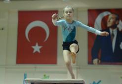 Jimnastik şampiyonu Elvan, eğitimini Ukrayna'da, antrenmanlarını Bursa'da sürdürüyor