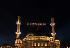 Ramazan Ayı'nın simgesi mahyalar camileri süslemeye başladı