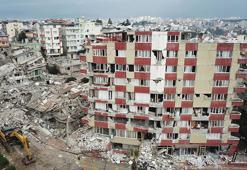 Prof. Dr. Alpay Azap'tan deprem bölgesine tetanos, kızamık ve suçiçeği uyarısı