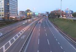 İstanbul'da ilk iftar öncesi trafik yoğunluğu azaldı