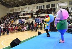 Deprem bölgesi Osmaniye'de çocuklara 'Kral Şakir' morali