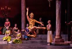 "Bale Gala Minkus Gecesi" Süreyya Opera Sahnesi'nde