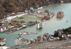 Yusufeli Barajı'nda su seviyesi 91 metre; binaların bir bölümü görünmez oldu