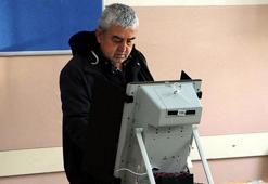 Türkiye'deki çifte vatandaşlar Bulgaristan seçimleri için sandık başında