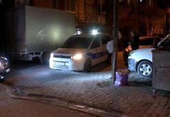 Esenyurt'ta direğe asılı poşette yeni doğmuş bebek cesedi bulundu