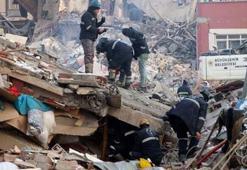 'Depremde ölenler için yıllar sonra da dişten kimliklendirme yapılabilir'