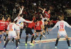 A Milli Kadın Hentbol Takımı, Sırbistan'a 33-24 mağlup oldu