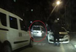 Araçtaki çocuklar, polisin 'dur' ihtarına uymayıp ortalığı birbirine kattı