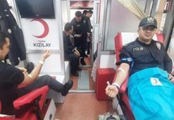 Şişli ilçe Emniyet Müdürlüğü ekiplerinden Türk Kızılay'ına kan bağışı