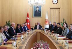 TBMM Başkanı Şentop, 'AKPM Seçim Gözlem Heyeti'yle görüştü