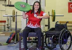 Yürüyebilmek için başladığı halterde Türkiye şampiyonu oldu