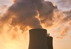 Almanya’da nükleer santrallerin kapatılmasıyla ilgili ülke ikiye bölündü