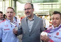 Bakan Kasapoğlu: Sporda destan yazmaya devam edeceğiz