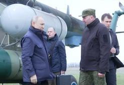 Putin, Herson ve Luhansk bölgelerine sürpriz ziyaret