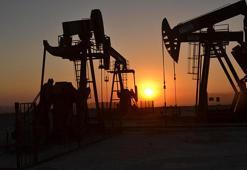 Baba ve oğlunun emekli olduğu petrol kuyusu 75 yıldır üretimde