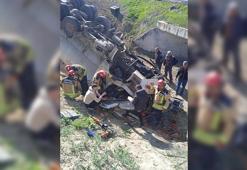 Ankara'da yem yüklü kamyon menfeze devrildi: 1 ölü