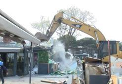 Üsküdar sahilinde kaçak yapılar yıkıldı