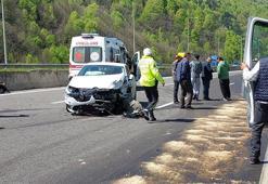 4 araç birbirine girdi, otoyol trafiğe açıldı