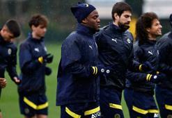Fenerbahçe'de Batshuayi takımla çalışmalara başladı