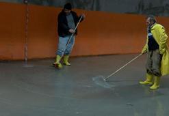 Bakırköy'de yeni Sosyete Pazarı Otoparkı sular altında kaldı