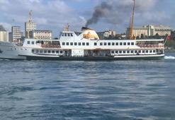 İstanbul'da vapurlardan düdük çalma eylemi