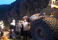 Şarampole devrilen traktördeki anne öldü, oğlu ağır yaralandı