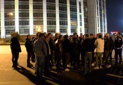 Adliye önünde toplanan online uygulamanın bayilerinden konkordato tepkisi