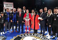 WBC boks gecesinde Seren Ay Çetin ve Arda Avcı tarih yazdı