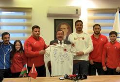 ASKİ Spor Kulübü’nün madalya kazanan sporcuları medyayla buluştu