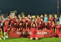 Sivasspor, U17 Elit A Ligi'ni şampiyon olarak tamamladı