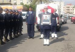 Suriye'de kalp krizi sonucu şehit olan Uzman Çavuş, toprağa verildi