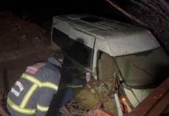 Kırıkkale'de servis minibüsü sele kapıldı: 6 yaralı