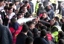 Amatör maç sonrası olay çıkaran taraftarlara polis biber gazıyla müdahale etti