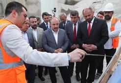 Bakan Varank, Doğancı Barajı Tüneli'nde incelemelerde bulundu