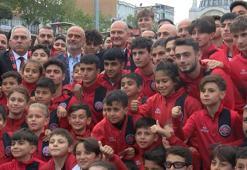 Bakan Soylu'dan Fatih Karagümrük Spor Kulübü'ne stad müjdesi